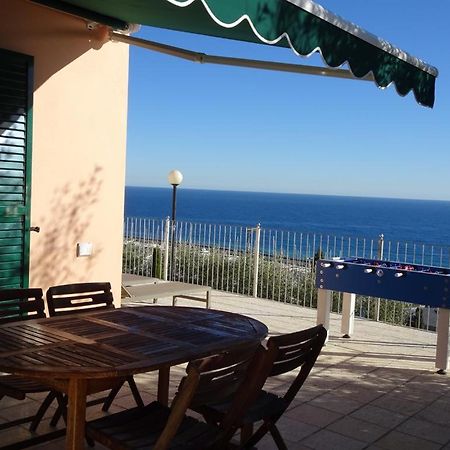 Villetta Sole Mare Santo Stefano al Mare Exterior foto